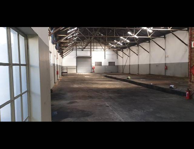 INDUSTRIAL PROPERTY TO RENT IN WALTLOO